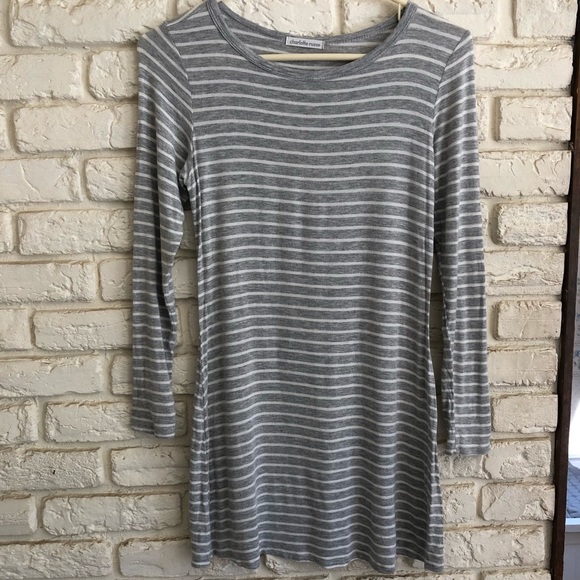 Charlotte Russe Dresses & Skirts - Charlotte Russe everyday long sleeve dress